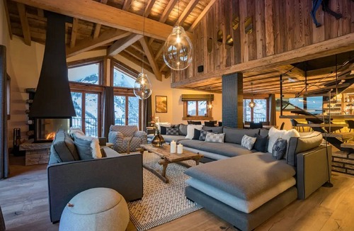 Le Cret Ski Chalet | Chamring Chalet in Val D'isère