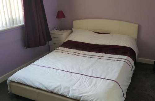 East Kilbride Apartment | Chanders hoosev