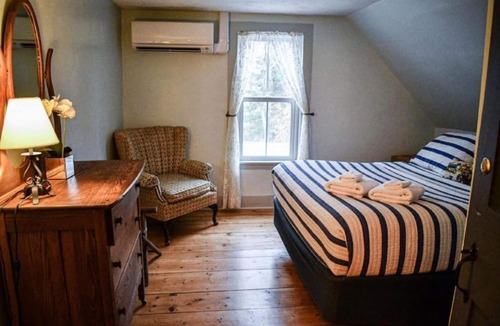 Goshen House | Chandler/Brook Road Inn