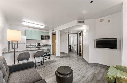 Chandler Apartment | Chandler Long Term 1bd 1ba