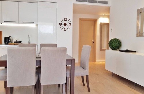 Golfe Juan Apartment | CHANGE THE DECOR! Seaside, deckchairs, fine sandy beach. ENJOY!