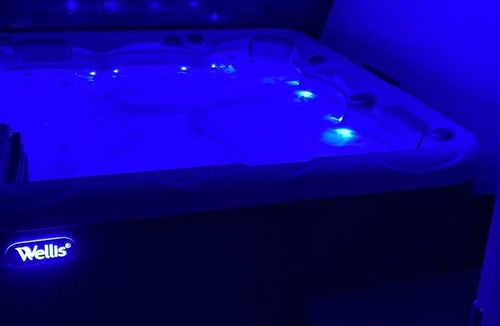 Dieppe House | Channel house (very bright)