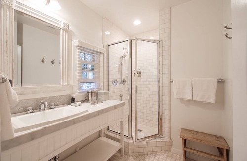 Santa Monica Canyon Bed & Breakfast | Channel Road Inn, A Four Sisters Inn
