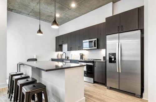 Channel District Apartment | Channelside 1BD Free parking