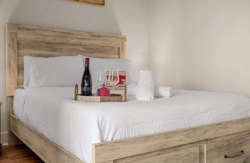 Channel District Apartment | Channelside - Amalie Arena! Convention Center, DT