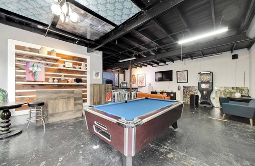 Channel District House | Channelside Charm - Downtown - Private Studio