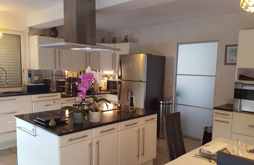 Longeville-sur-Mer Villa | Chanteoiseau, comfortable villa, heated swimming pool 800 m from the beach 5 * Clévac