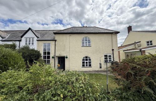 Chard House | Chantry Cottage