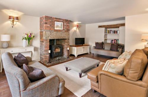 Cawthorne House | Chantry House