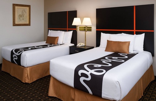 Burlington Hotel | Chaparral Motor Inn