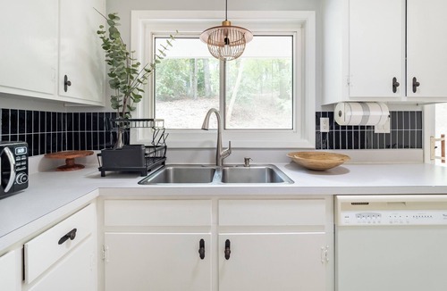 Chapel Hill House | Chapel Hill Nature Retreat close to UNC and Duke