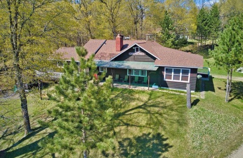 Oslund House | Chapel Hill Resort