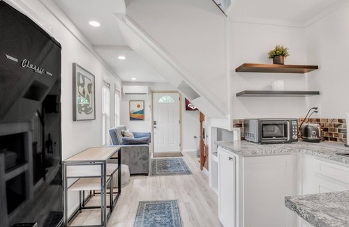 Starkville House | Chapel, Peaceful Tiny Home, 2 mi to MSU