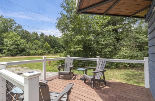 Starkville House | Chapel, Peaceful Tiny Home, 2 mi to MSU
