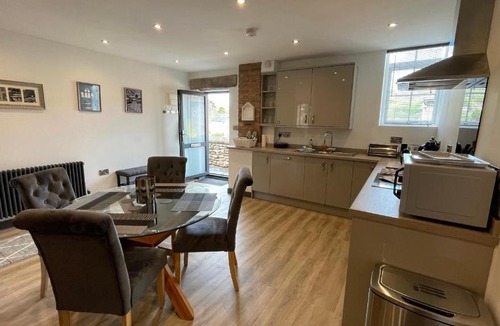 Wirksworth House | Chapel Row 2