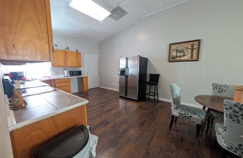 Ingleside Apartment | Chapel Summary: 🏡 Wel