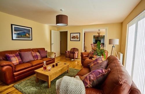 Kilcreggan House | Chapelhill