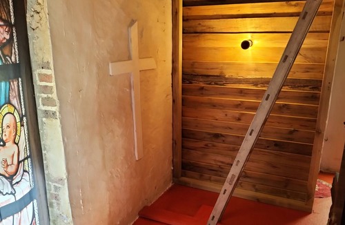 Longny-au-Perche House | Chapelle, Dans une Ancienne Grange