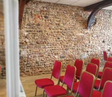 Roanne Apartment | CHAPELLE ST NICOLAS