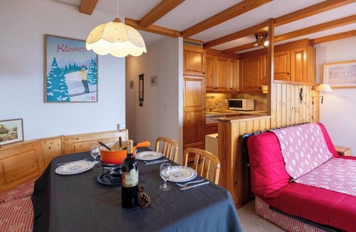 Chesieres Apartment | Chaperon Rouge B5 by Interhome