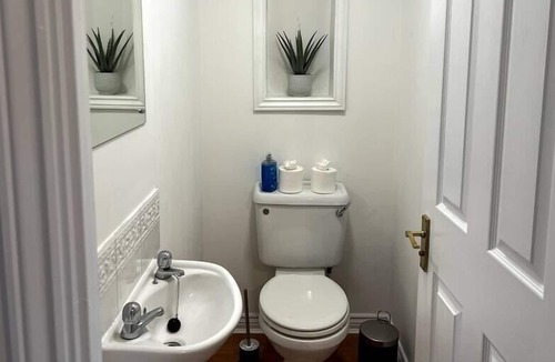 Sileby Apartment | Chaplin House - Sileby