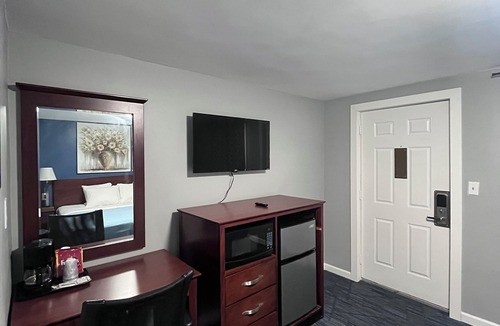 Chaplin Hotel | Chaplin Inn & Suites