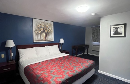 Chaplin Hotel | Chaplin Inn & Suites
