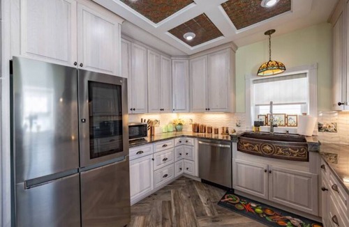 Thornhill Apartment | Chapman on the Rail