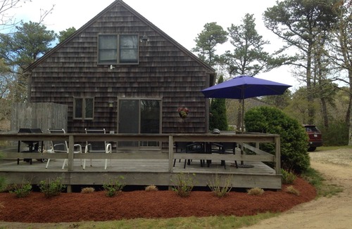 Edgartown Cottage | Chappy relaxation and fun!