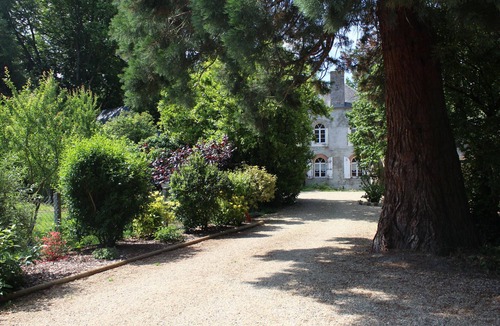 Cerans-Foulletourte Cottage | Charming Countryside Retreat Near Le Mans – Sleeps 2, Cozy with Modern Amenities