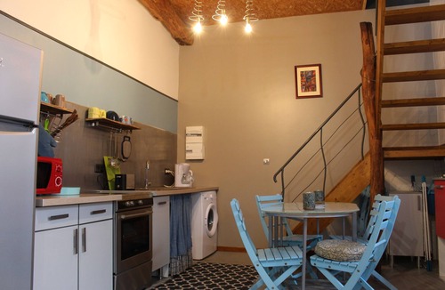 Charbonnieres-les-Vieilles House | Character property