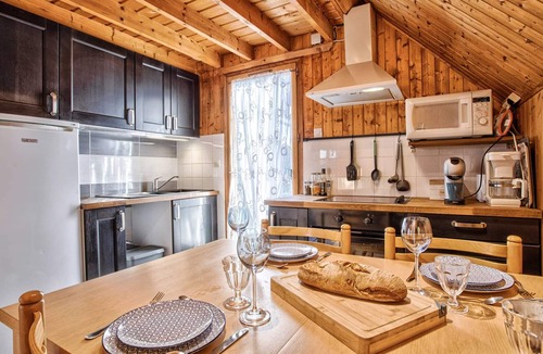 Merville-Franceville-Plage Ski Chalet | Charming chalet, clear view - 4 guests