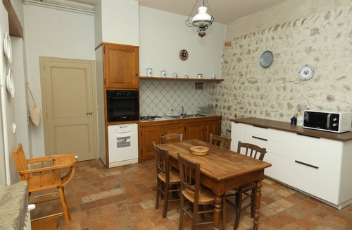 Le Pin House | Chartreuse de la Sylve Bénite, large capacity character cottage