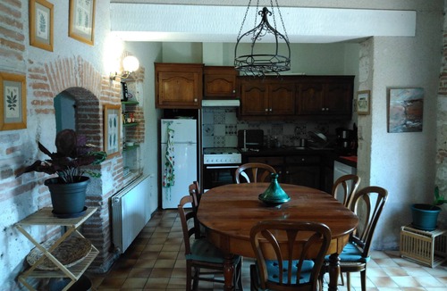 Saint-Vincent-Lespinasse House | CHARACTER GITE