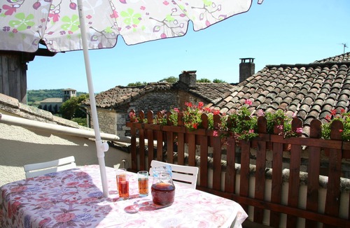 Montpezat-de-Quercy Cottage | Character cottage in the heart of Quercy