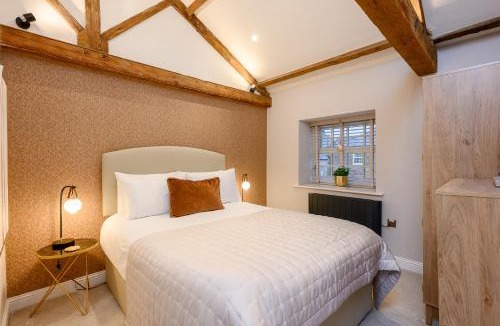 Harrogate Villa | Character filled Courtyard Escape