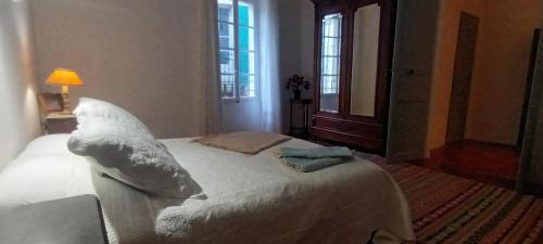 Bize-Minervois House | Character filled house overlooking the River Cesse