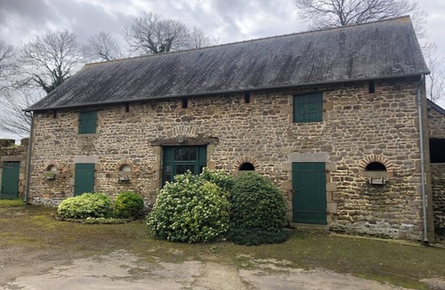 La Chapelle-Janson House | Character house at Ferme du Tilleul, near Fougères castle.
