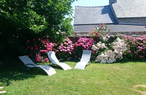 Le Minihic-sur-Rance Cottage | character stone gites