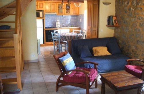 Saint-Andre-de-Vezines Cottage | Characterful Cottage, exceptional view on Dourbie Valley, near Millau Viaduct