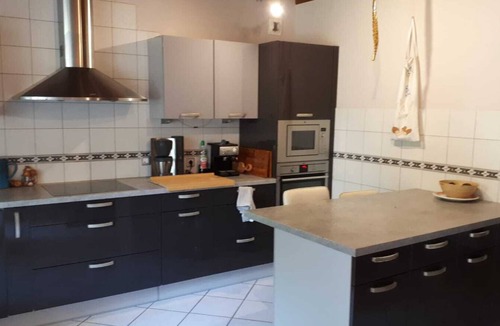 Saint-Laurent-du-Cros House | Character house le Rouchassier