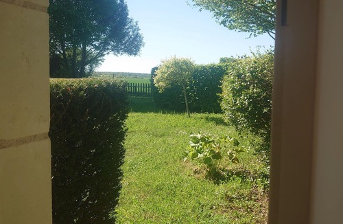 Saint-Macaire-du-Bois House | Character farmhouse, sleeps 6, all comforts, absolute peace and quiet