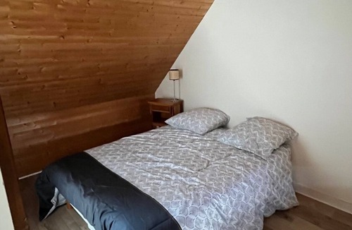 Cite House | Character house close to the port of Perros-Guirec with enclosed garden.