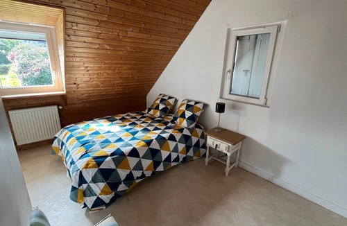 Cite House | Character house close to the port of Perros-Guirec with enclosed garden.