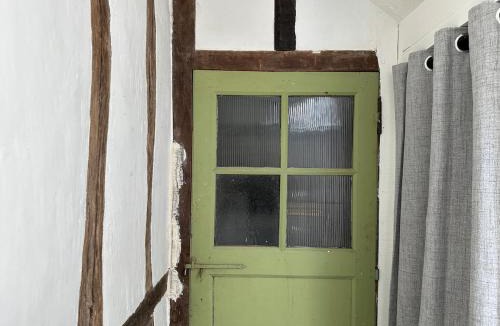 Rochefort-en-Terre House | Character House
