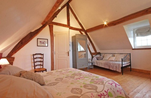 Crouttes Cottage | Character house in Crouttes with fireplace and pets allowed