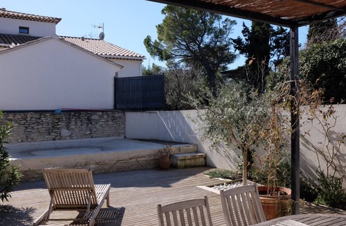 Tavel House | Character house located in a pretty village