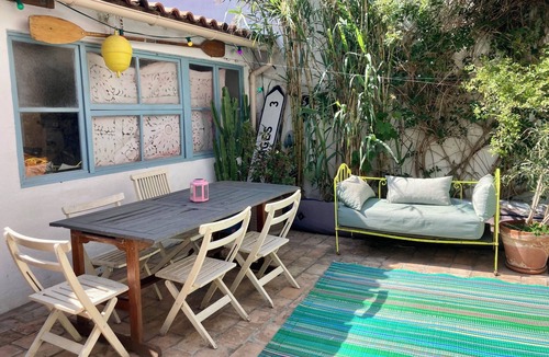 7th Arrondissement House | Character house with shaded courtyard 1 min from the sea, Endoume