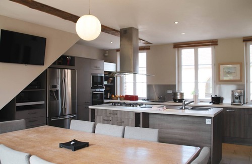 Beauchamps Ski Chalet | Character property - La Tour