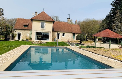 Jupilles Villa | Character villa 4* with heated pool